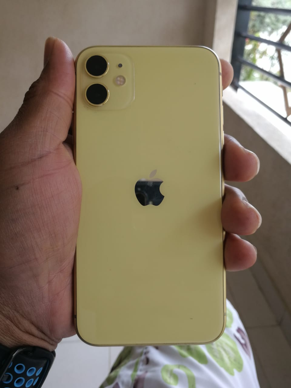 IPhone 11 normal 64 gigas Foto 7167157-4.jpg