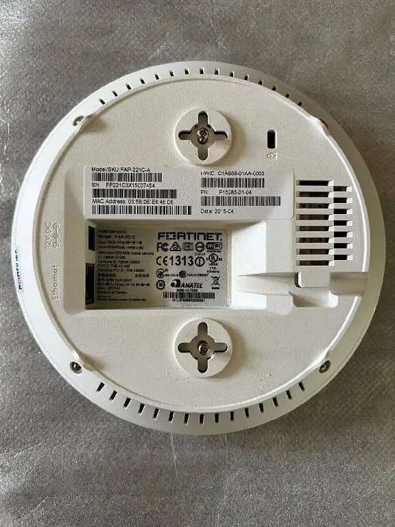 Fortinet Fortiap-221C-A 802.11ac punto de acceso inalámbric Foto 7167203-4.jpg