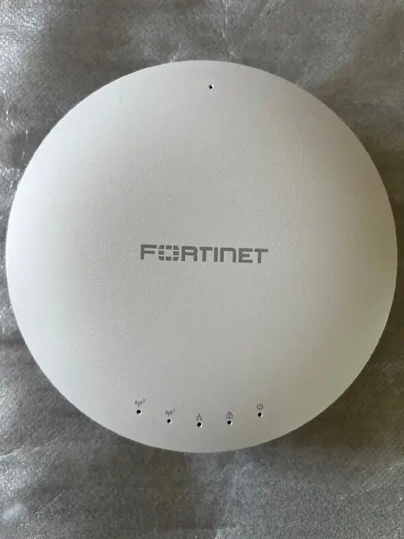Fortinet Fortiap-221C-A 802.11ac punto de acceso inalámbric Foto 7167203-5.jpg