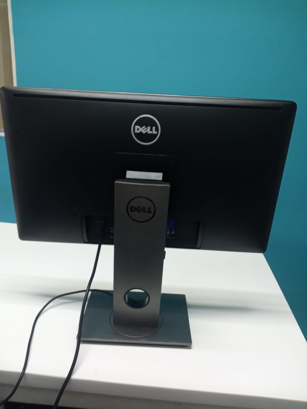 MONITOR Dell E2414HT LED  Foto 7167262-4.jpg