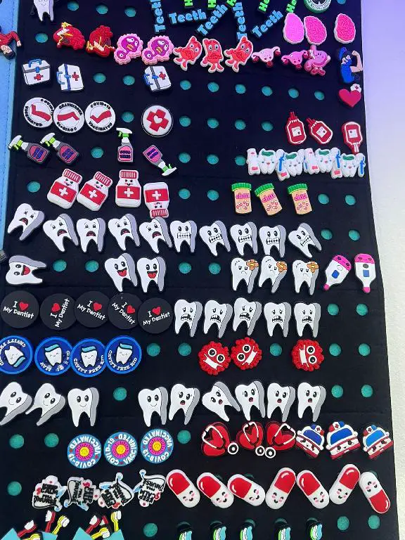 ESPECIAL DE CHARMS PARA CROCS TIENDA VIRTUAL SANTO DOMINGO Foto 7167355-6.jpg