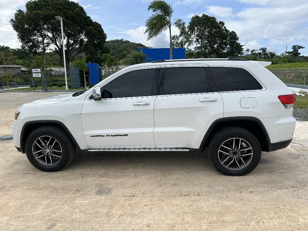 Jeep Grand Cherokee 2018  en Hato Mayor Foto 7167359-2.jpg