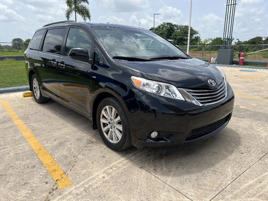 Toyota Sienna XLE Premiun 2018 en Hato Mayor Foto 7167371-2.jpg