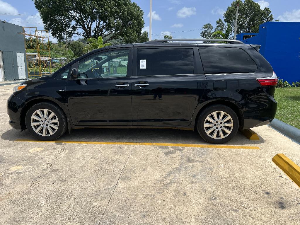 Toyota Sienna XLE Premiun 2018 en Hato Mayor Foto 7167371-5.jpg