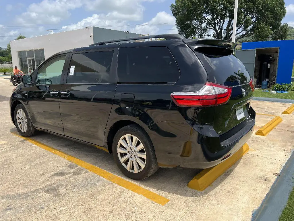 Toyota Sienna XLE Premiun 2018 en Hato Mayor Foto 7167371-m1.jpg