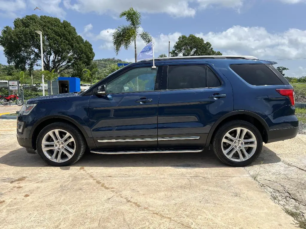 Ford  Explorer XLT 2017 en Hato Mayor Foto 7167372-D6.jpg