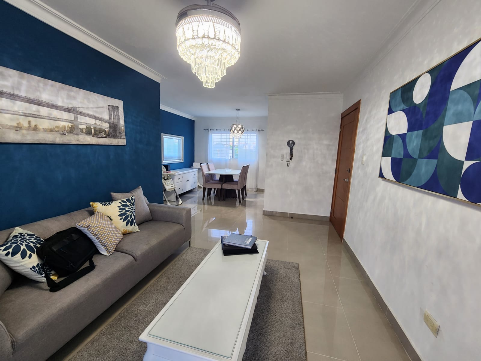 Apto con Terraza en la Jacobo Majluta Res Colinas Del Arroyo Foto 7167440-4.jpg