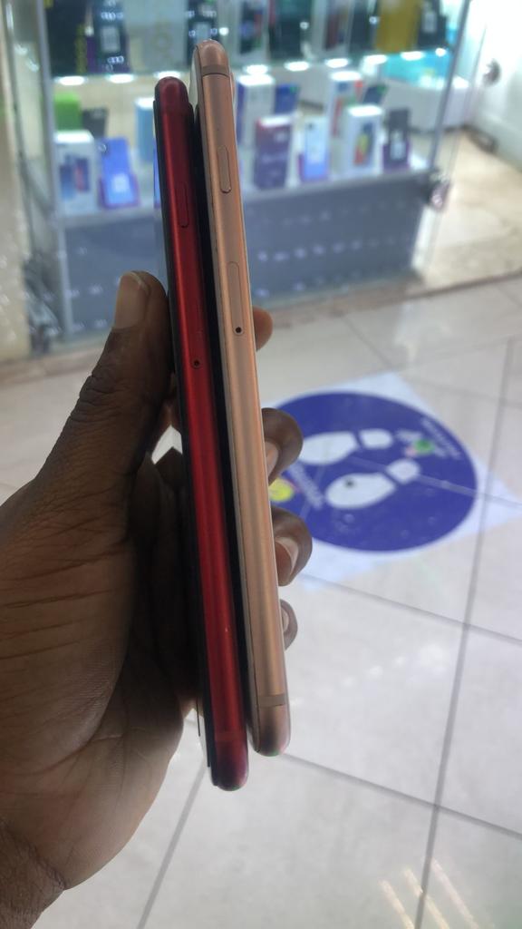 iphone 8 plus 64gb desbloqueado Foto 7167607-3.jpg