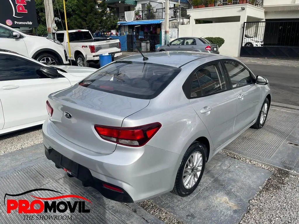 KIA RIO 2018 Foto 7167779-1.jpg