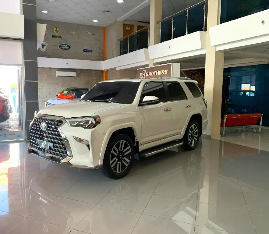 2017 Toyota 4runner SR5  en Santo Domingo DN Foto 7168263-4.jpg