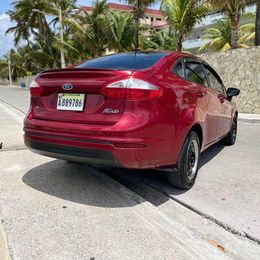 FORD FIESTA SE 2015 en Santo Domingo Oeste Foto 7168532-1.jpg