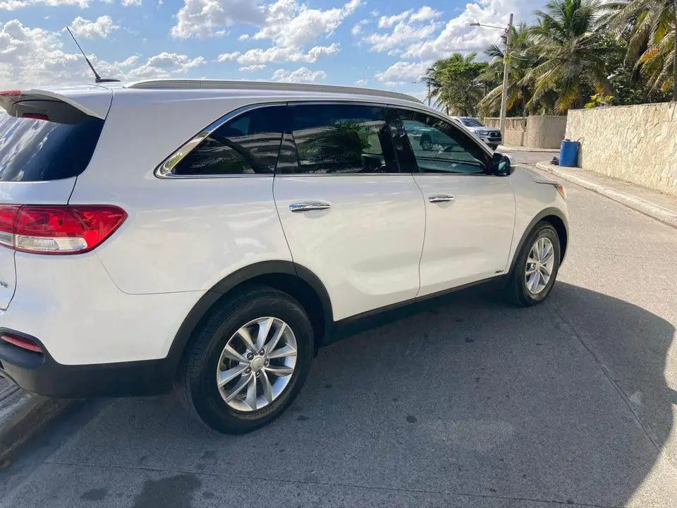 KIA SORENTO 2017 en Santo Domingo Oeste Foto 7168545-P1.jpg