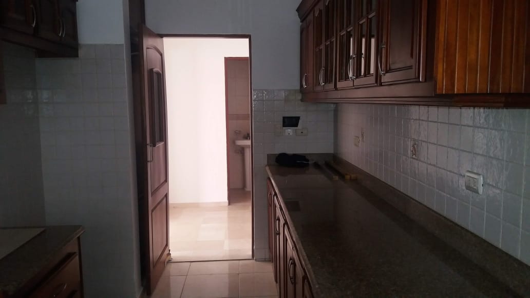 Alquilo apartamento 3hab. Bella Vista  Foto 7169090-3.jpg
