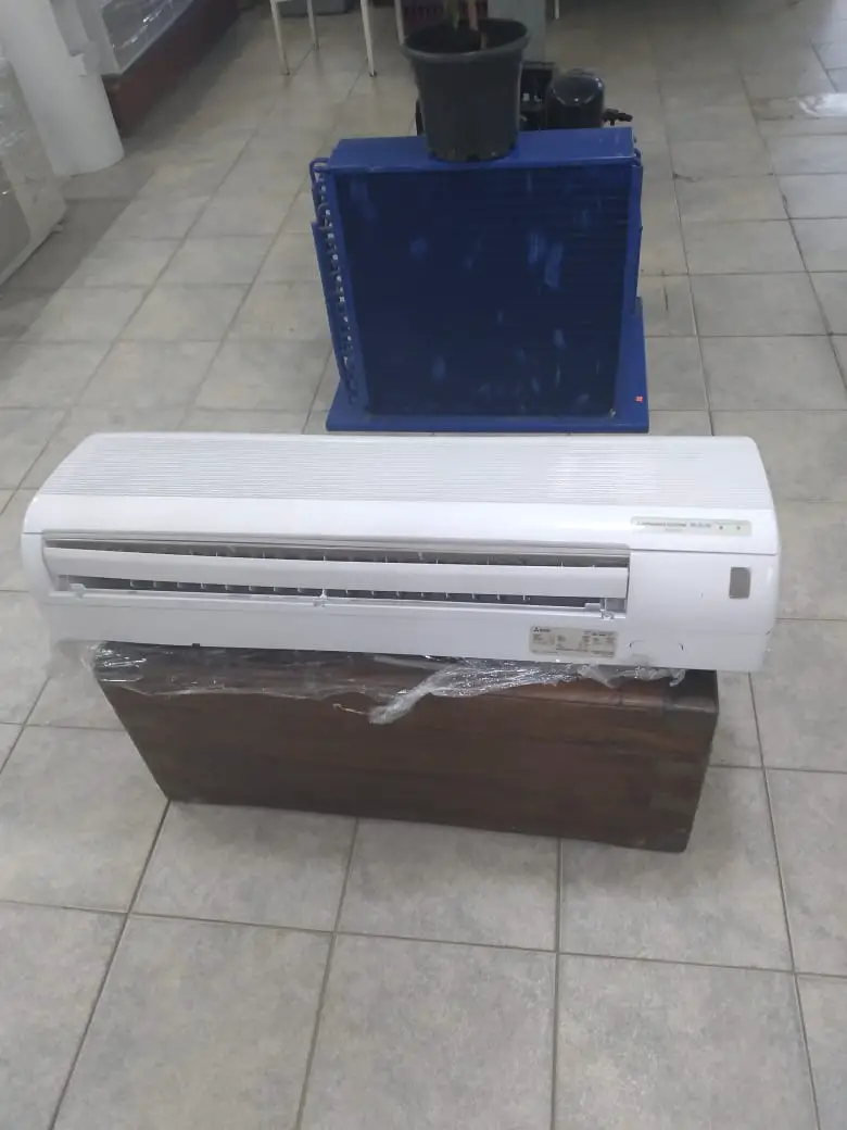 Oferta!! Aires acondicionado split de 18000 BTU  Foto 7169130-1.jpg