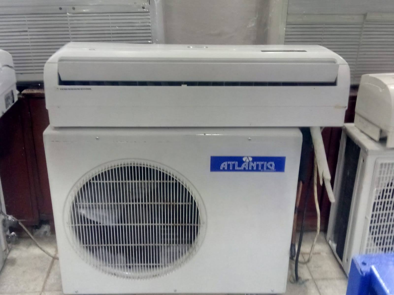 Oferta!! Aires acondicionado split de 18000 BTU  Foto 7169130-4.jpg