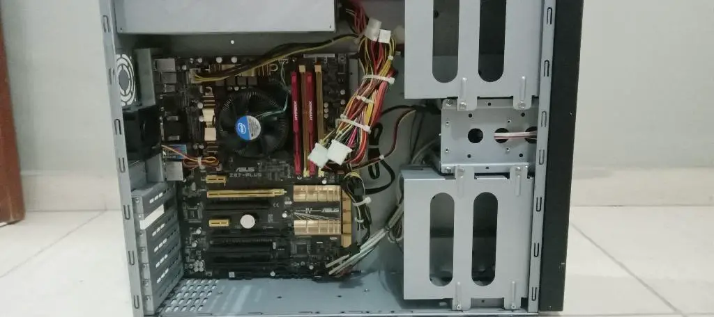 CPU Gamer Completo Asus B85m-E core i54ta Gen16gb Rampow Foto 7169397-3.jpg