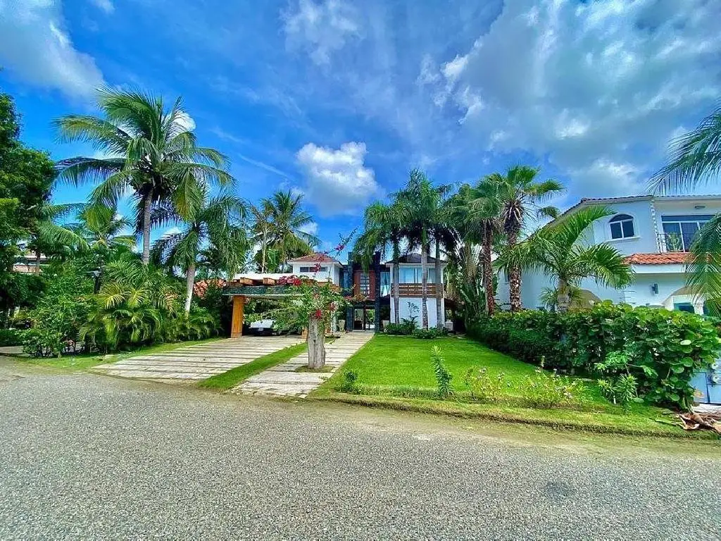 VENDO VILLA AMUEBLADA EN METRO COUNTRY CLUB Foto 7169588-2.jpg