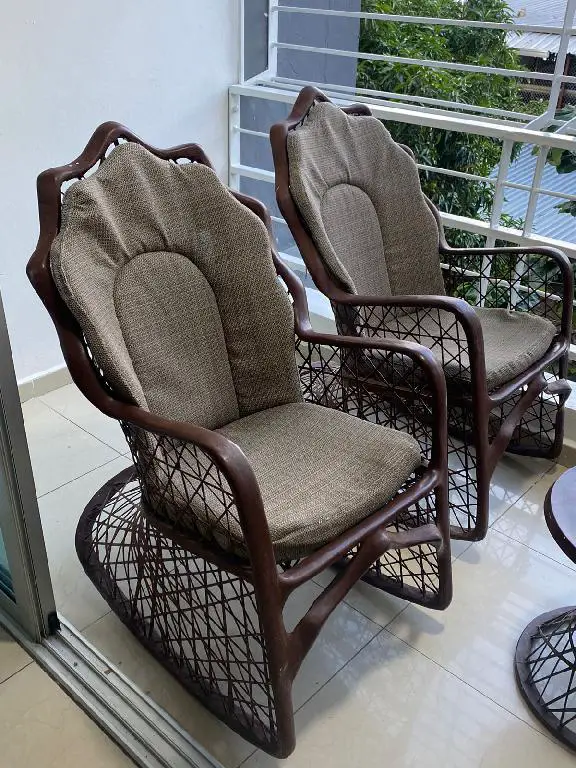 Juego de 4 mecedoras  Incluye mesa  en Santo Domingo Este Foto 7171186-3.jpg