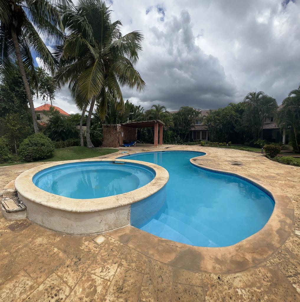 Villa en Venta y Alquiler en Juan Dolio  Foto 7171240-3.jpg