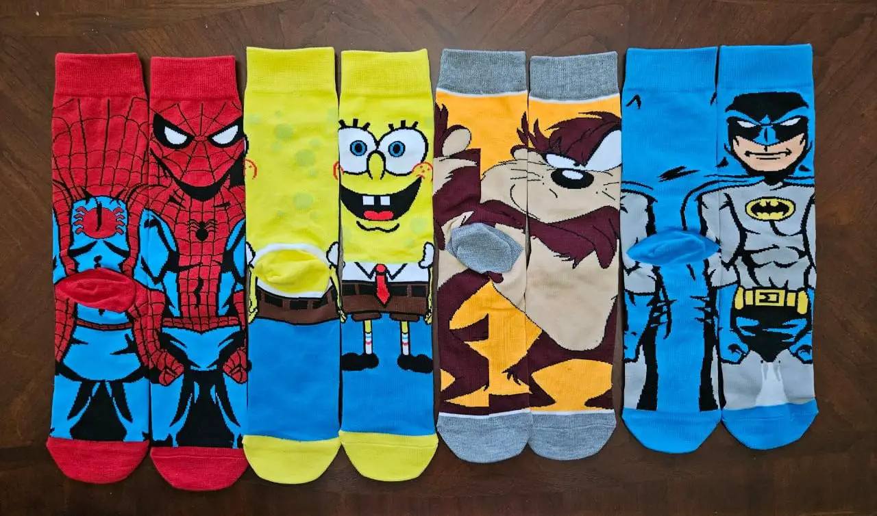 Cartoon Socks /  Happy Socks Foto 7171344-4.jpg