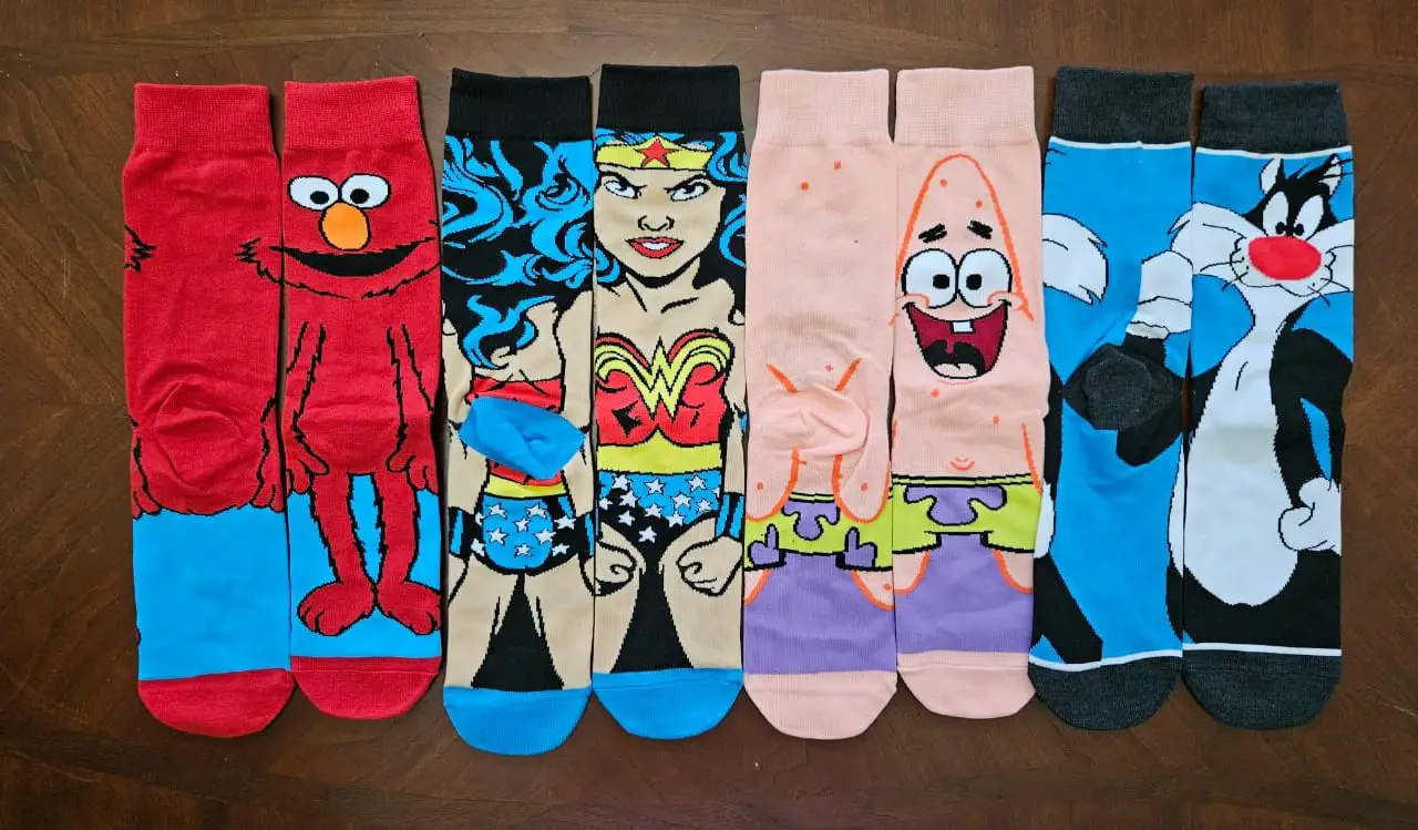 Cartoon Socks /  Happy Socks Foto 7171344-5.jpg