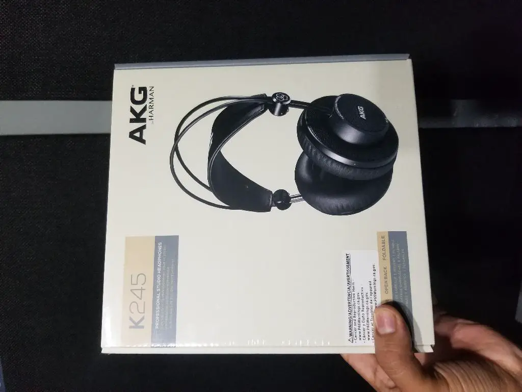 AKG K245 Audifonos de Estudio