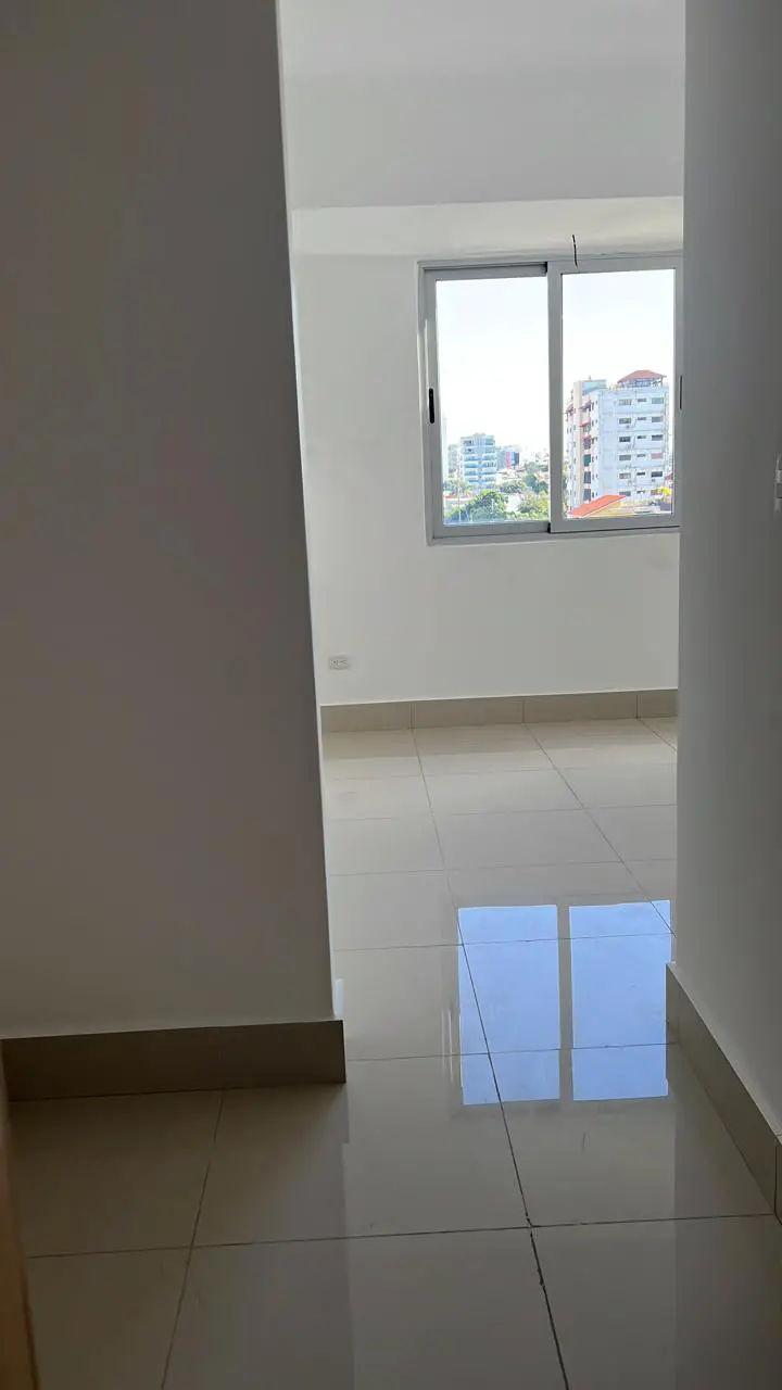 APARTAMENTO EN VENTA UBICADO EN EL SECTOR EVARISTO MORALES  Foto 7173685-3.jpg