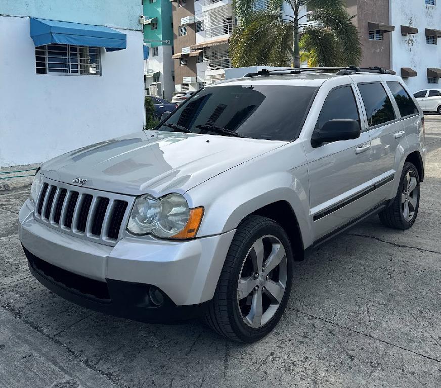 2009 Jeep grand cherokee laredo 3.7L 4x4 Foto 7173746-1.jpg