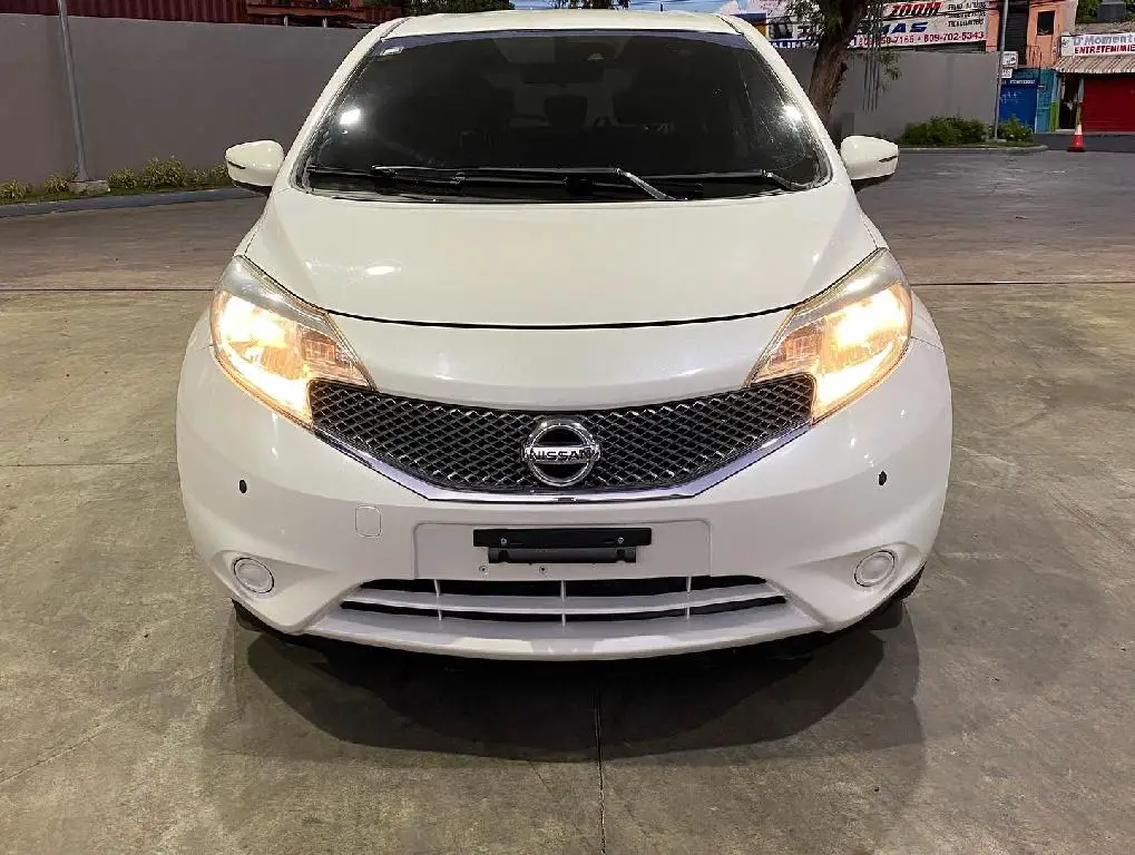 Nissan note 2016 en Santo Domingo Este Foto 7174418-2.jpg