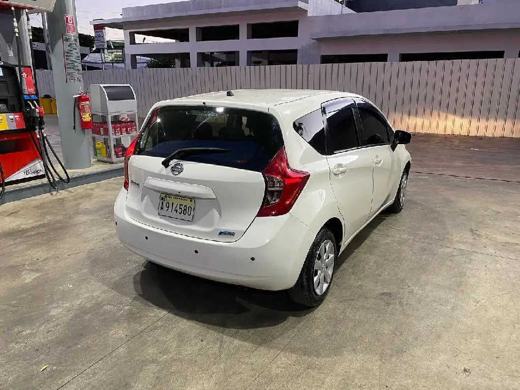 Nissan note 2016 en Santo Domingo Este Foto 7174418-3.jpg
