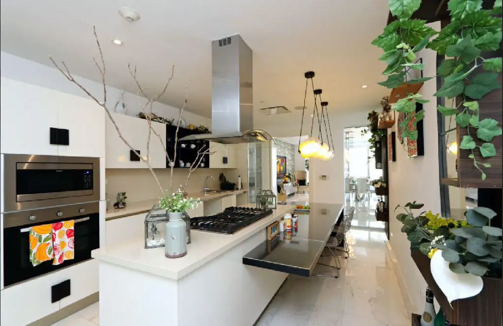 Lujoso Apartamento en la Av. Anacaona Linea Blanca Incluida Foto 7174503-E1.jpg