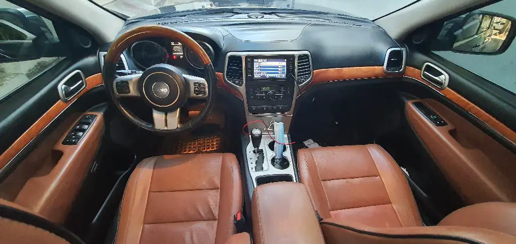 JEEP GRANDCHEROKEE OVERLAND 2012 Foto 7174516-1.jpg