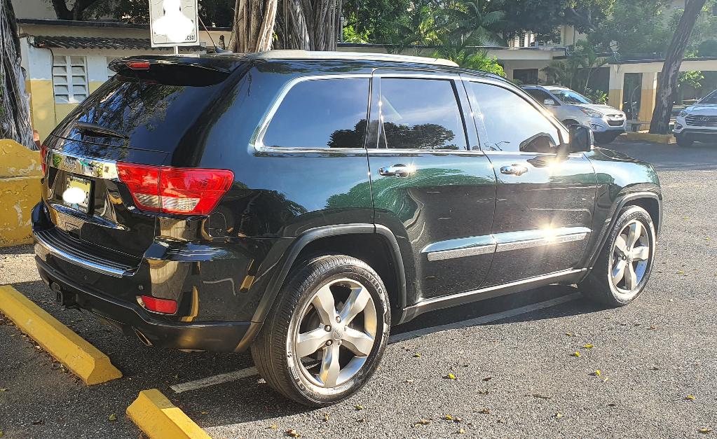 JEEP GRANDCHEROKEE OVERLAND 2012 Foto 7174516-3.jpg