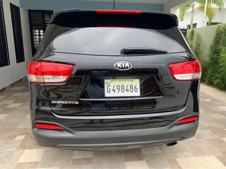 Kia  2017 Gasolina Foto 7174542-R1.jpg