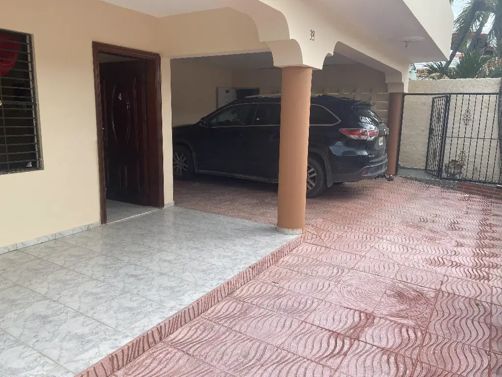 VENDO CASA EN LOS CORALES DEL SUR 2 NIVELES Foto 7174784-1.jpg