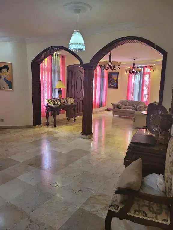 Se vende casa de dos niveles en los corales Santo Domingo Es Foto 7174873-1.jpg