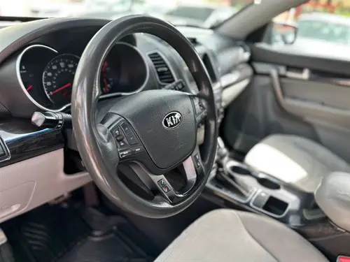 KIA SORENTO 2015 LX  Foto 7175831-1.jpg