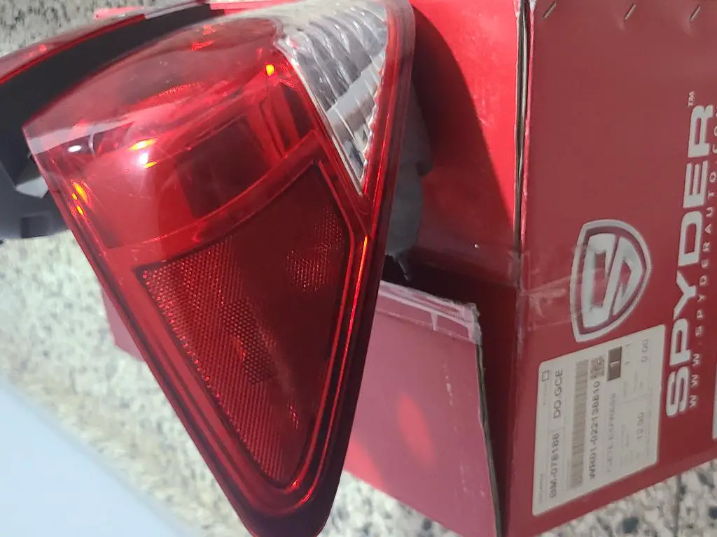 Luces traseras Chevy Cruze 2011-2014 Foto 7175836-O2.jpg