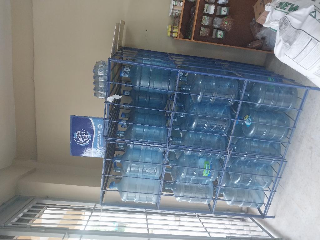 Exhibidor de Agua Planeta Azul con botellones Foto 7176045-2.jpg
