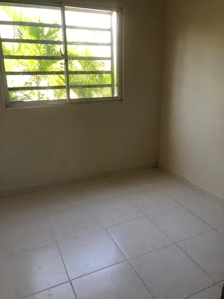 Vendo muy buen Apto en el Res. San Isidro Labrador  1er. Ni Foto 7176289-5.jpg