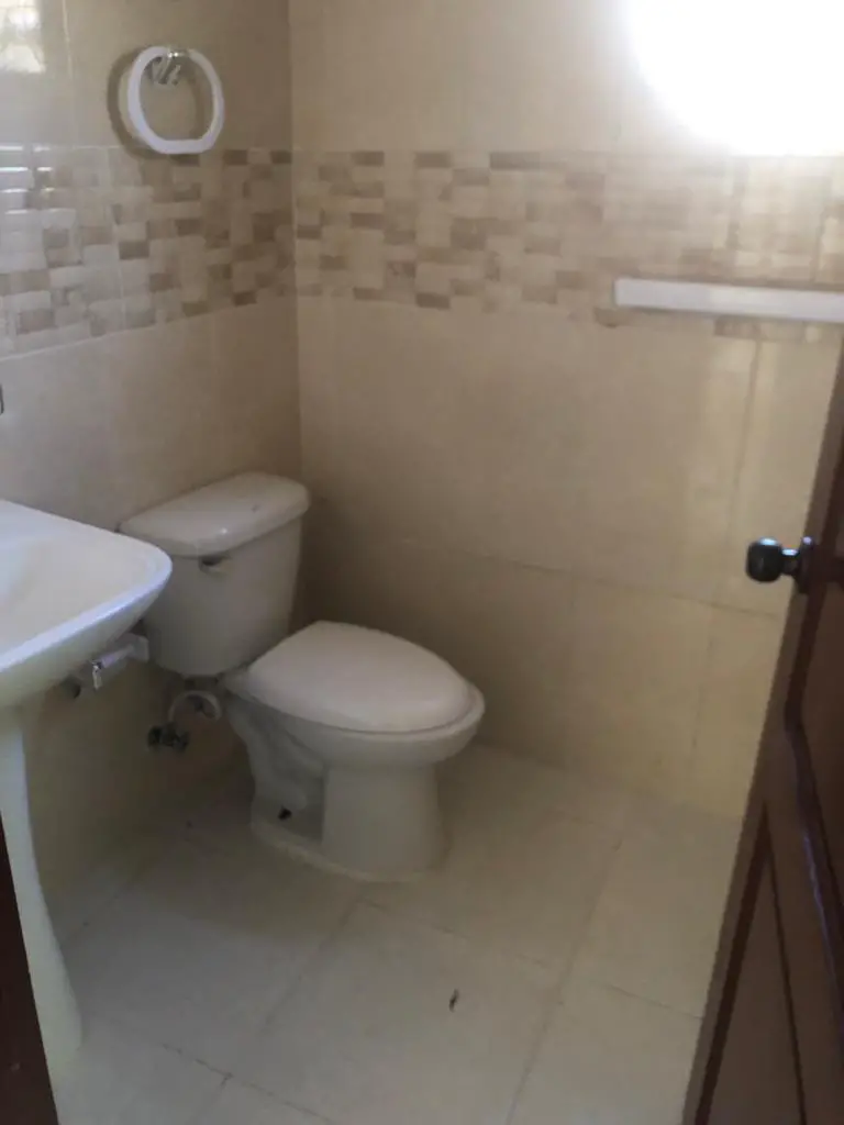 Vendo muy buen Apto en el Res. San Isidro Labrador  1er. Ni Foto 7176289-6.jpg