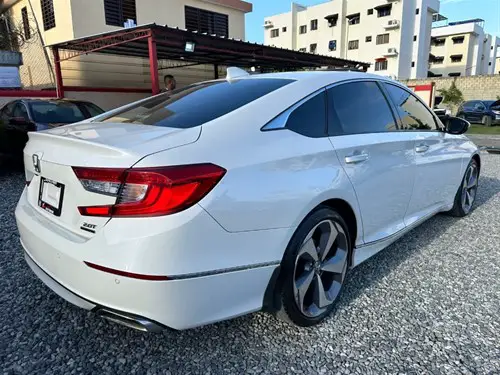 HONDA ACCORD TOURING 2.0 2020  Foto 7176298-3.jpg