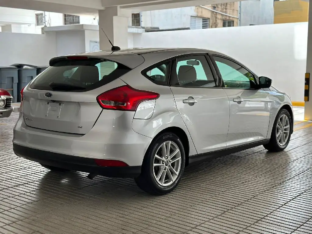 Ford Focus 2018 Foto 7176798-B1.jpg