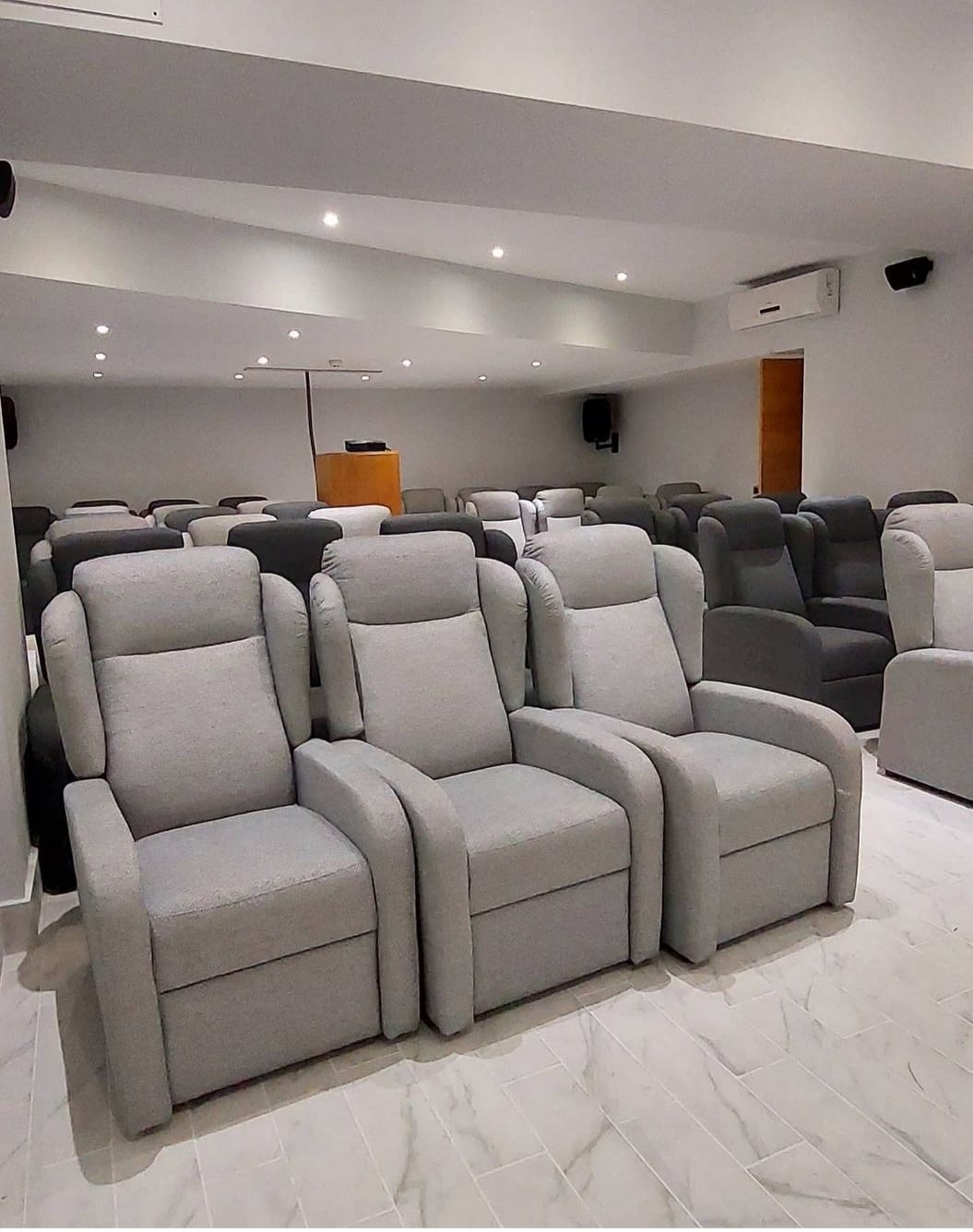 Apartamento En Alquiler Amueblado De 2 Hab En Bella Vista Foto 7176996-4.jpg