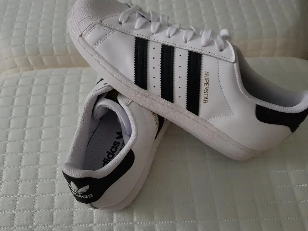 Adidas SuperStar size 10 Blanco Foto 7177035-1.jpg