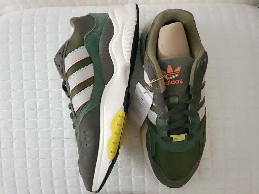 Adidas Retropy F90 Verdes  size 9.5 Verdes  Foto 7177038-4.jpg