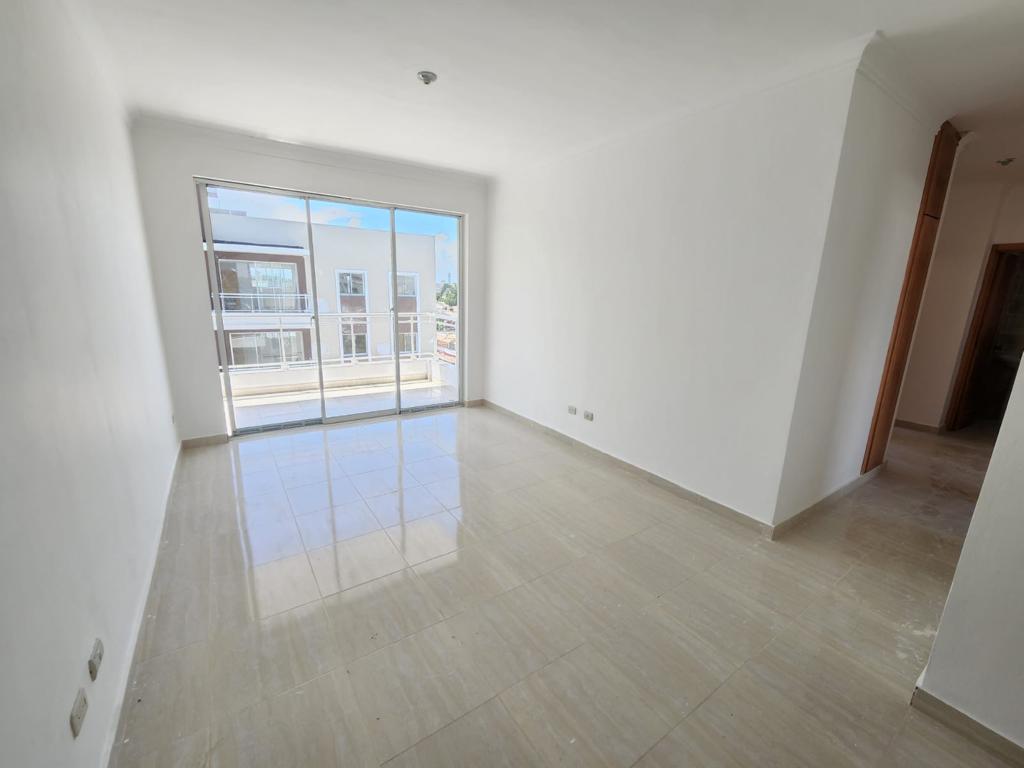 Apartamento amplio prox al supermercado Bravo  Foto 7177183-4.jpg