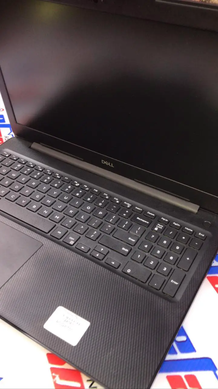 LAPTOP DELL INSPIRON 15 3583 i3-8145U 2.1GHZ 4GB DDR4 1TB 15 Foto 7178319-1.jpg