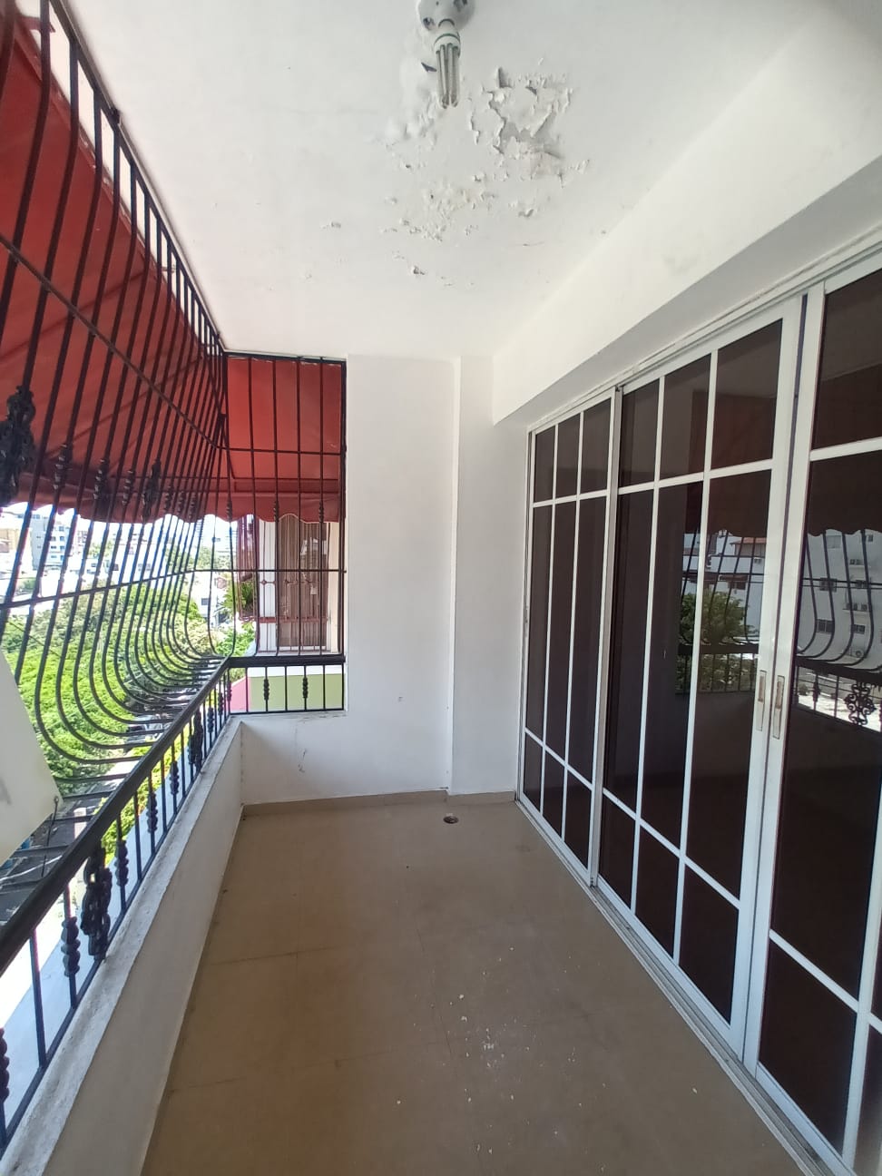 Vendo Lujoso Apartamento Un 5to. Piso Con Dos Niveles Foto 7178439-2.jpg