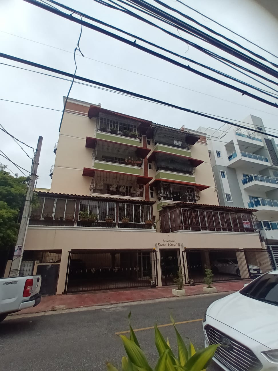 Vendo Lujoso Apartamento Un 5to. Piso Con Dos Niveles Foto 7178439-4.jpg